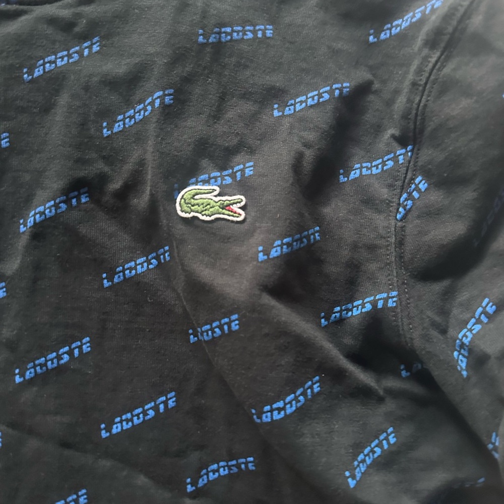 Lacoste tee size L